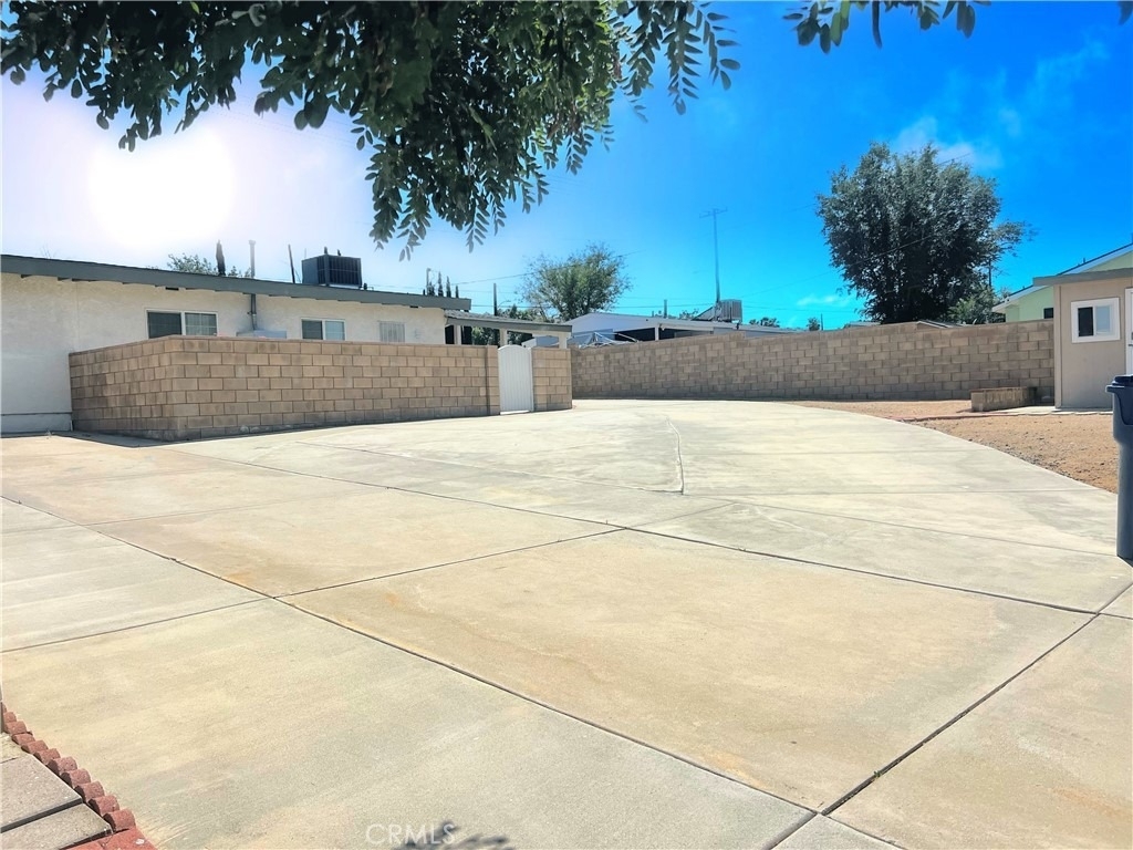 1143 Elizabeth Lake - Photo 38