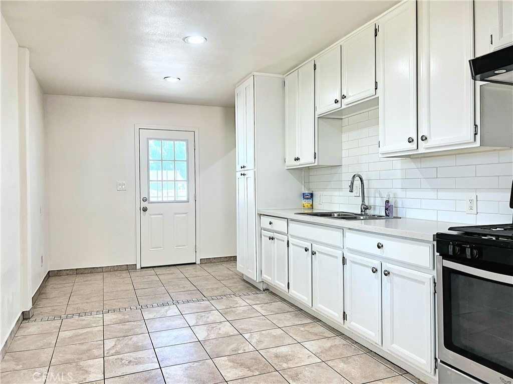 1143 Elizabeth Lake - Photo 50