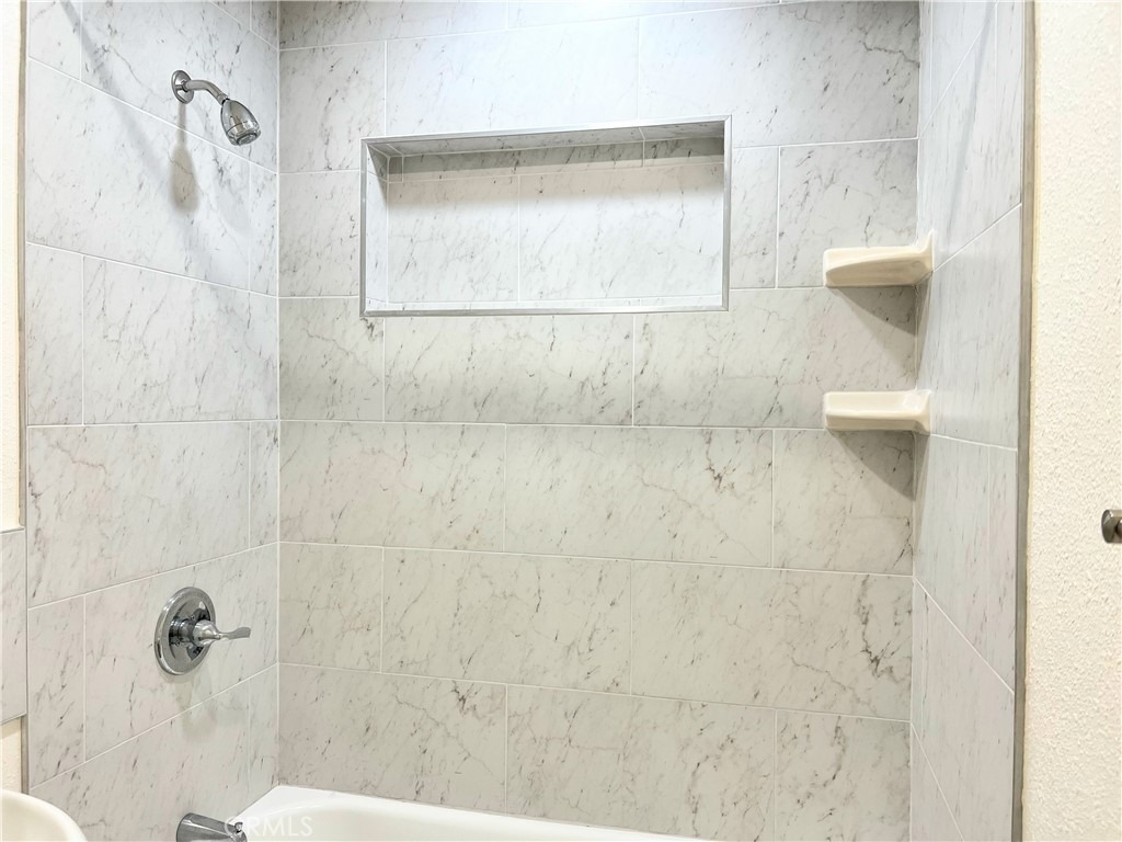 1143 Elizabeth Lake - Photo 26
