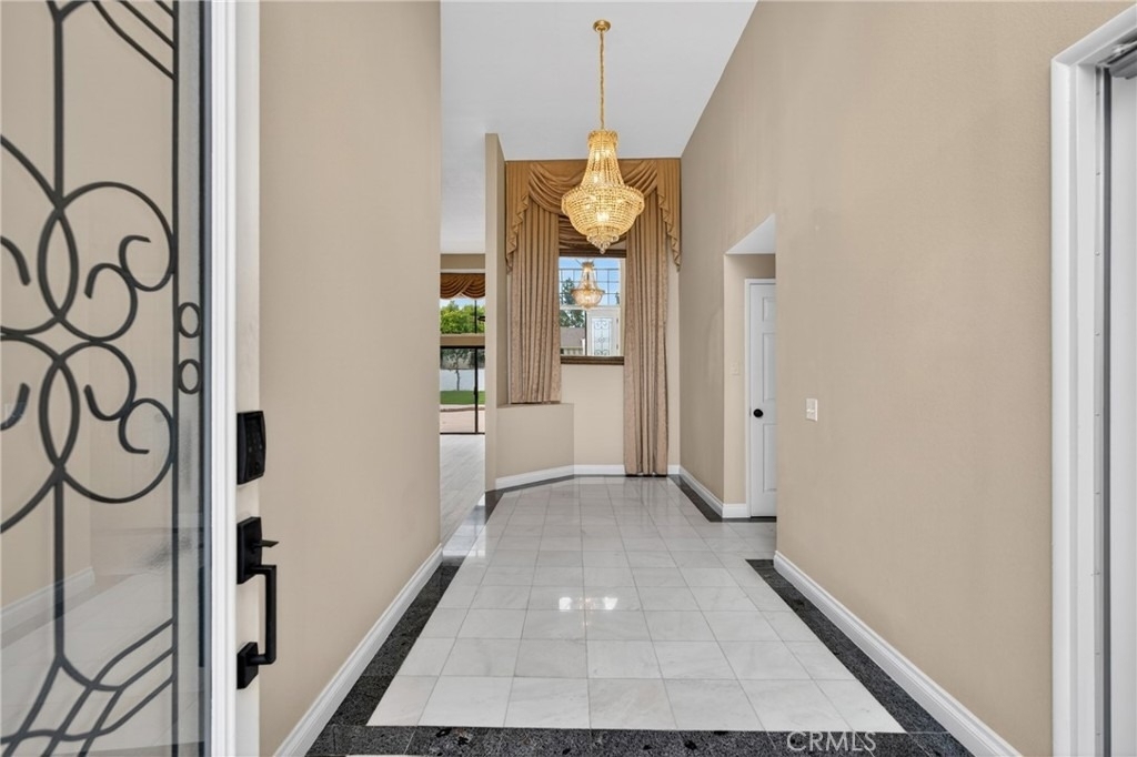 18259 Minnehaha Street - Photo 3