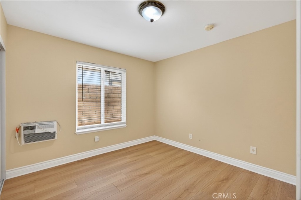 18259 Minnehaha Street - Photo 37