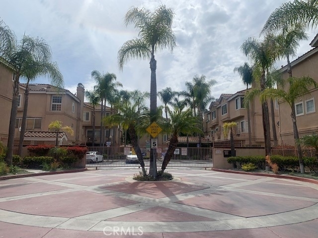 13967 Lemoli Avenue - Photo 2