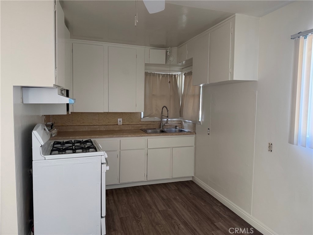 20743 Elaine Avenue - Photo 2