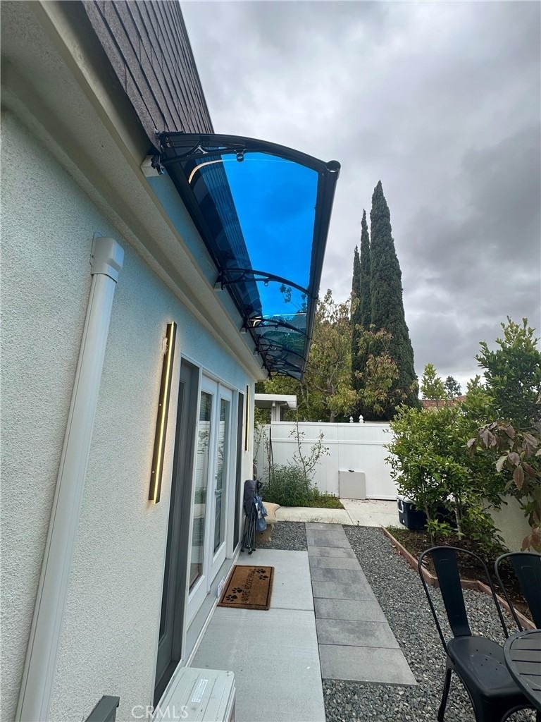 3 Rockrose Way - Photo 2