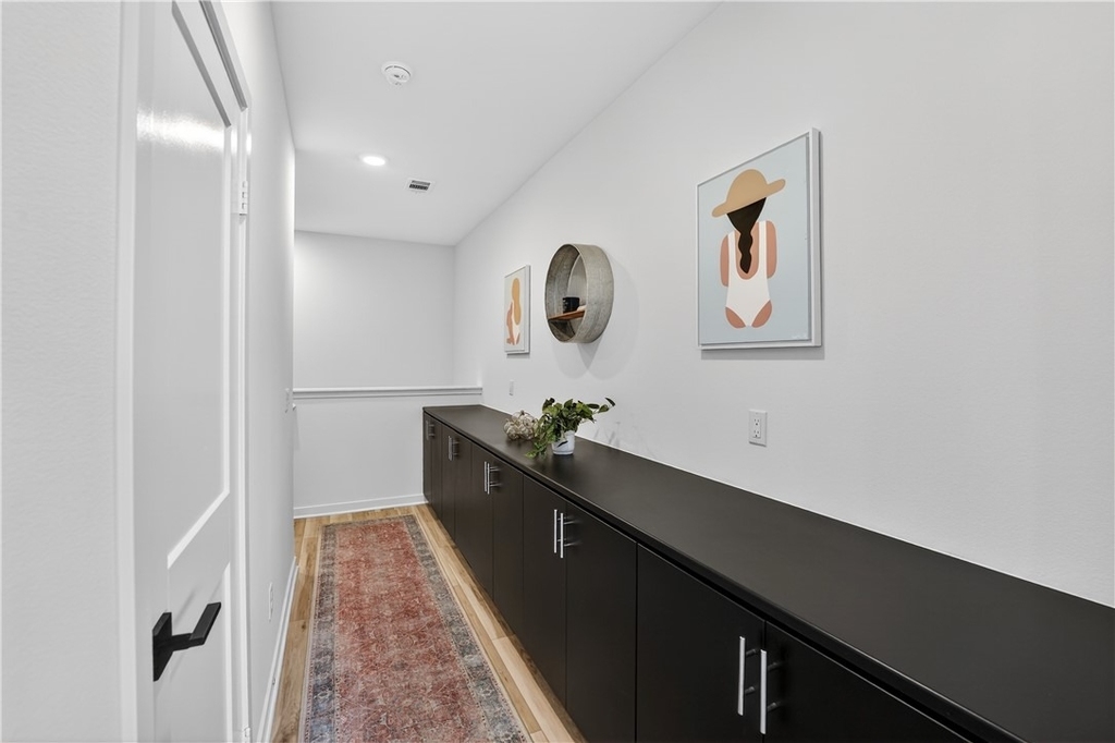 415 Besalu Terrace - Photo 29