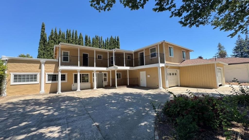 7610 Miller Avenue - Photo 0