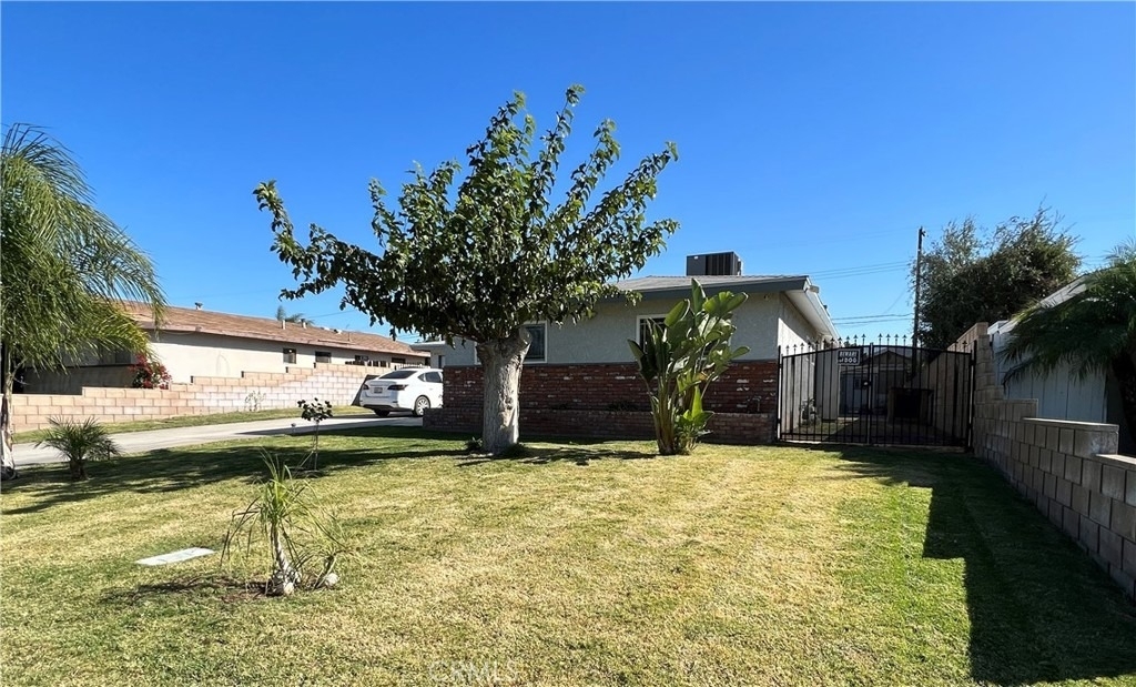 722 Forest Park Drive - Photo 2