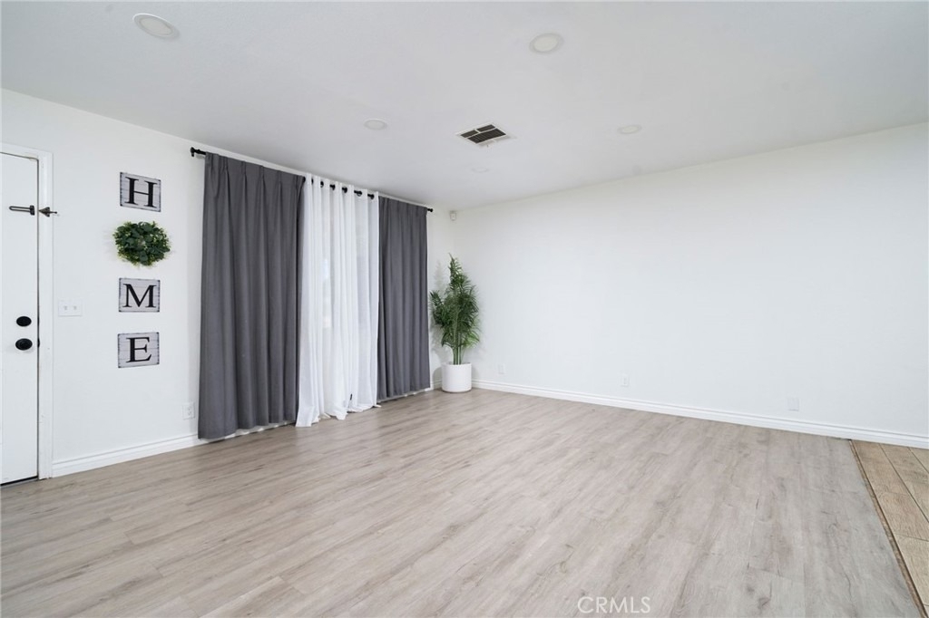 11945 Bornite Avenue - Photo 8