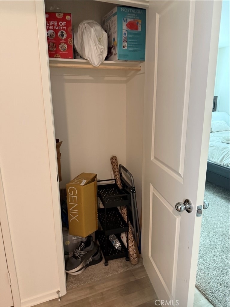 492 Foursquare - Photo 19