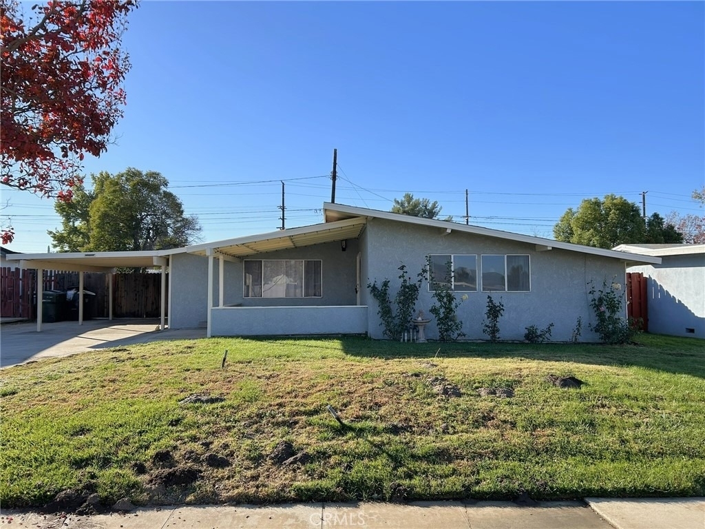 948 Barbra Lane - Photo 2