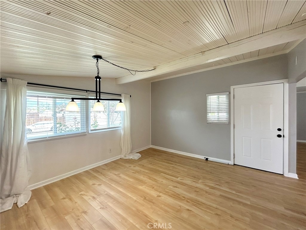 948 Barbra Lane - Photo 5
