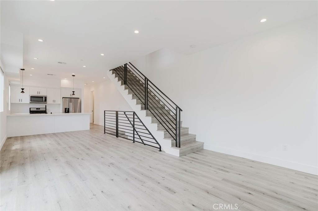 10853 Otsego Street - Photo 12