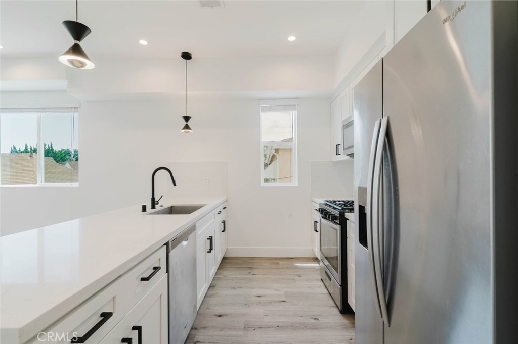 10853 Otsego Street - Photo 9