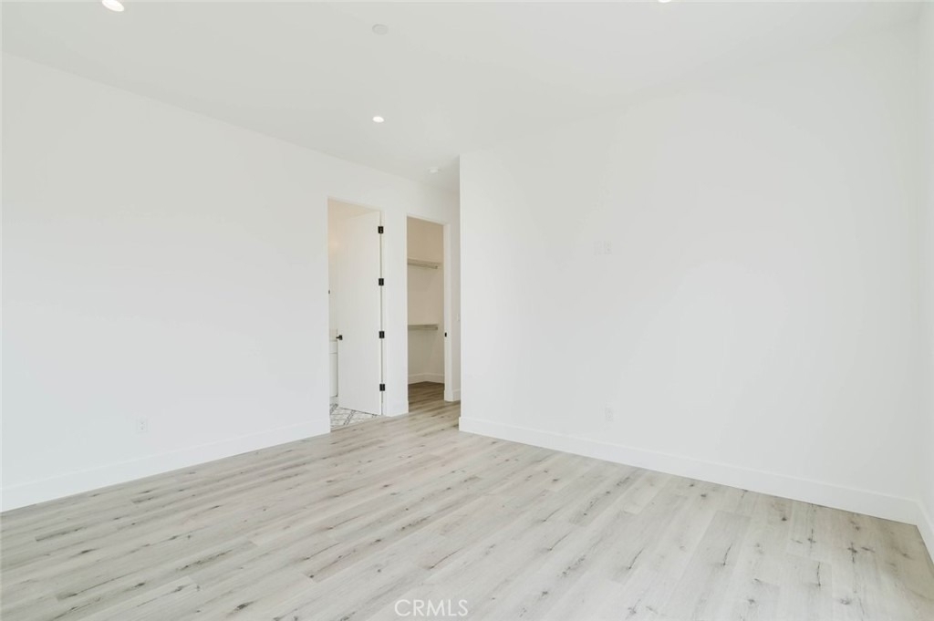 10853 Otsego Street - Photo 19
