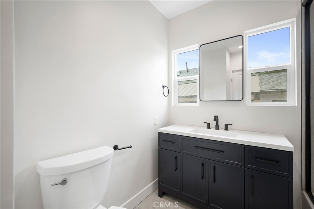 2519 Manhattan Avenue - Photo 15