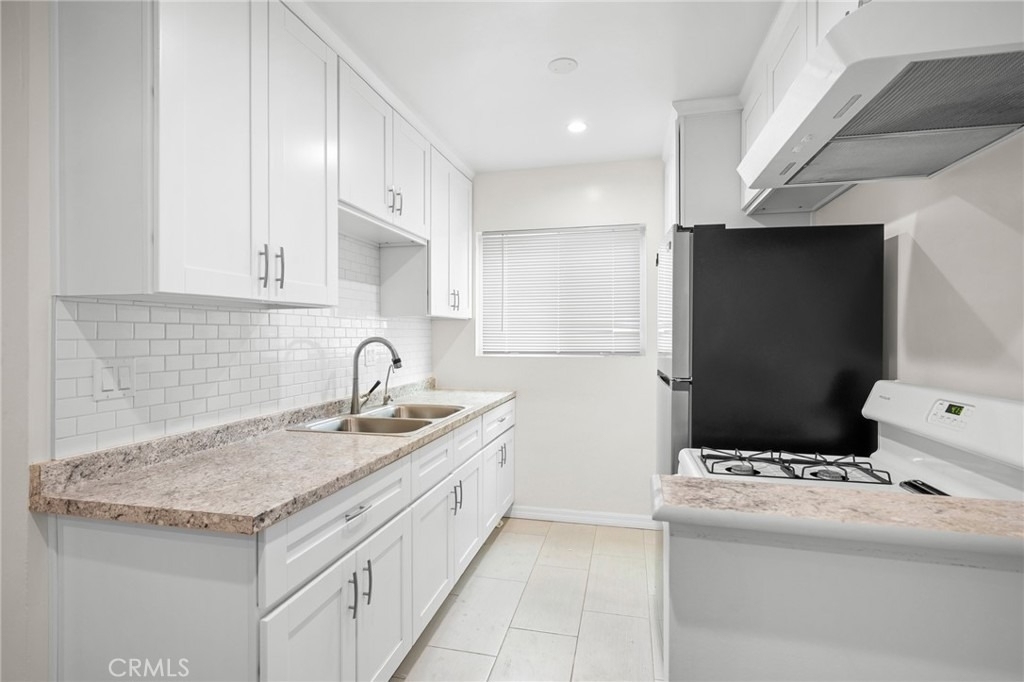 10204 Tujunga Canyon - Photo 9