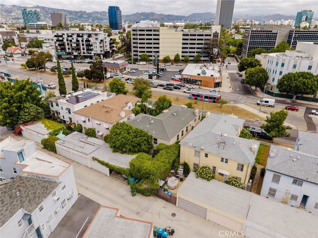 5962 San Vicente Boulevard - Photo 36