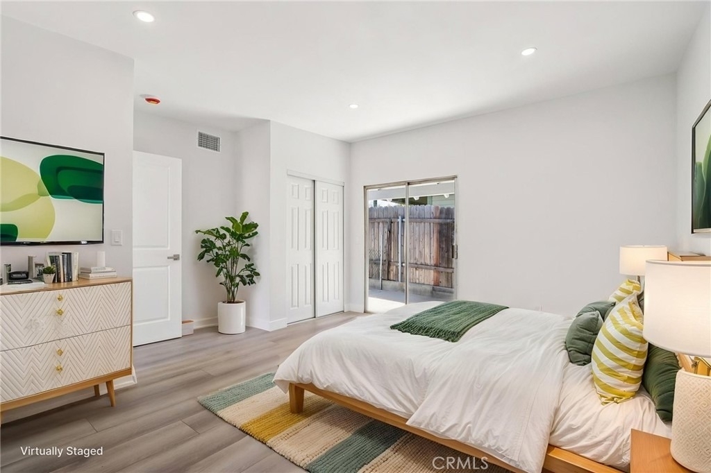 11036 Scoville Avenue - Photo 4