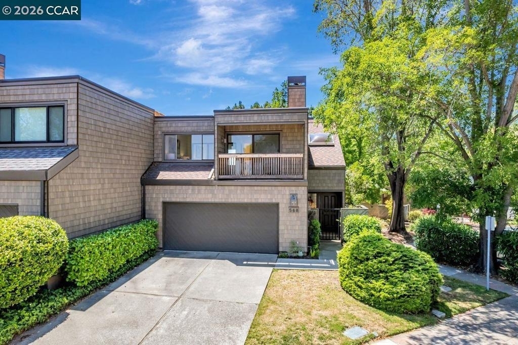 1956 Fair Ridge Ct - Photo 1