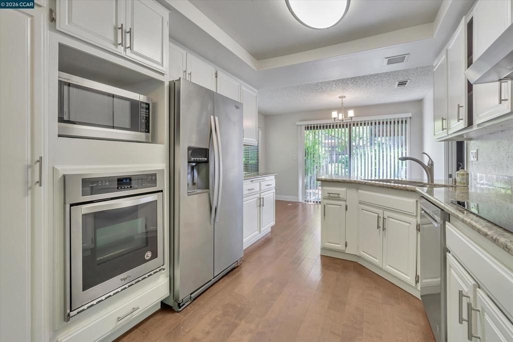 1956 Fair Ridge Ct - Photo 17