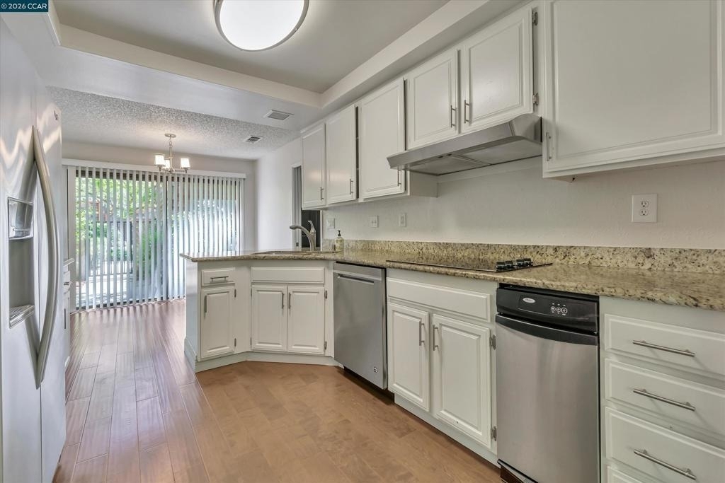 1956 Fair Ridge Ct - Photo 16