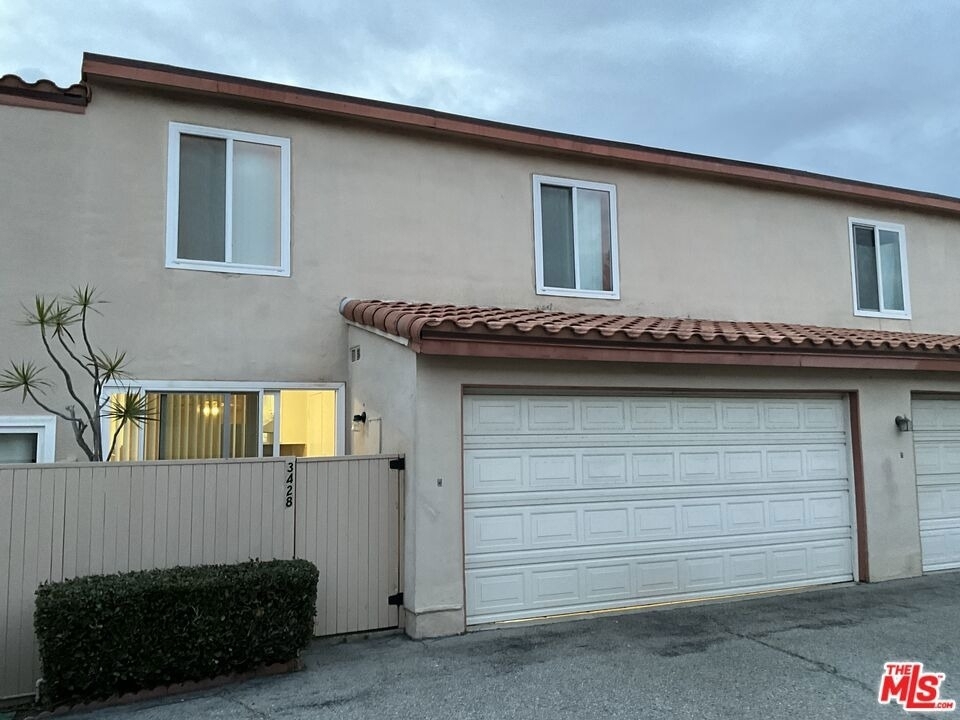 3428 Del Amo Boulevard - Photo 15
