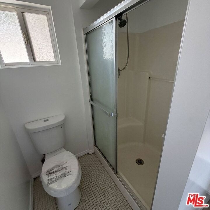1104 N Frederic Street - Photo 31