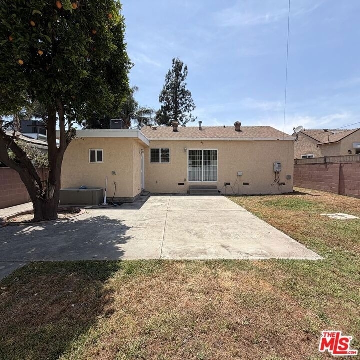 1104 N Frederic Street - Photo 37