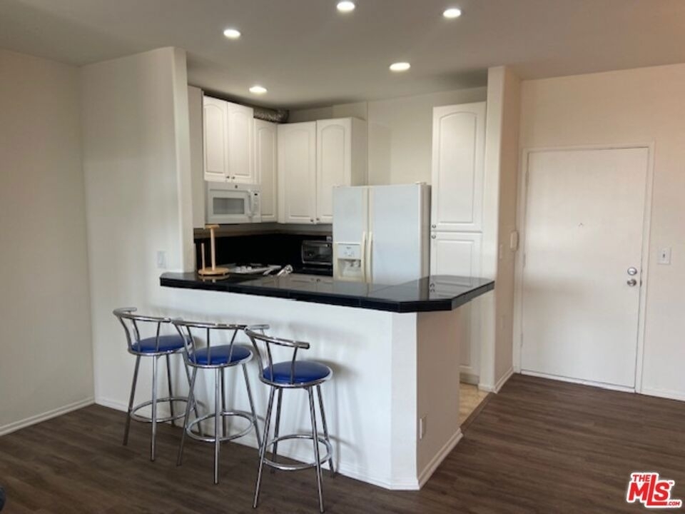 23901 Civic Center Way - Photo 10
