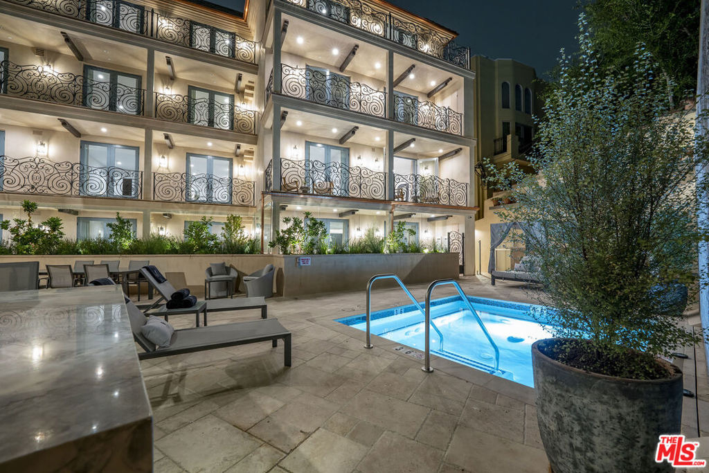 1825 Pandora Avenue - Photo 29
