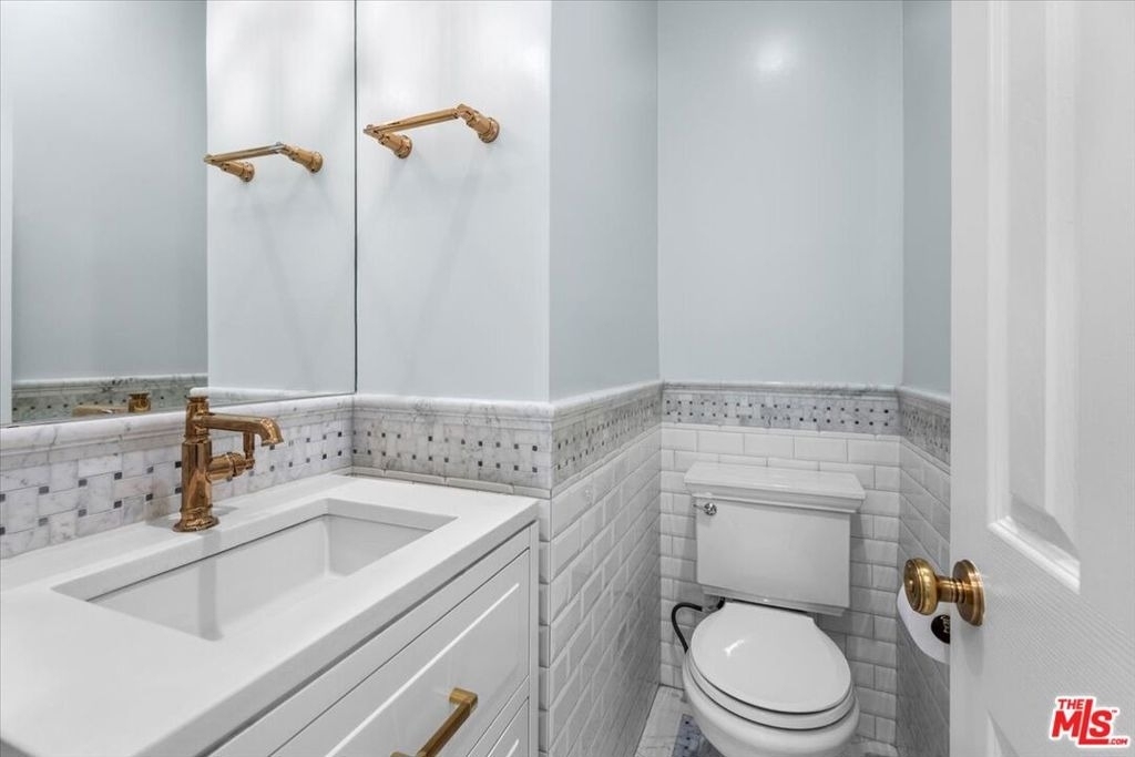 9683 W Olympic Boulevard - Photo 7