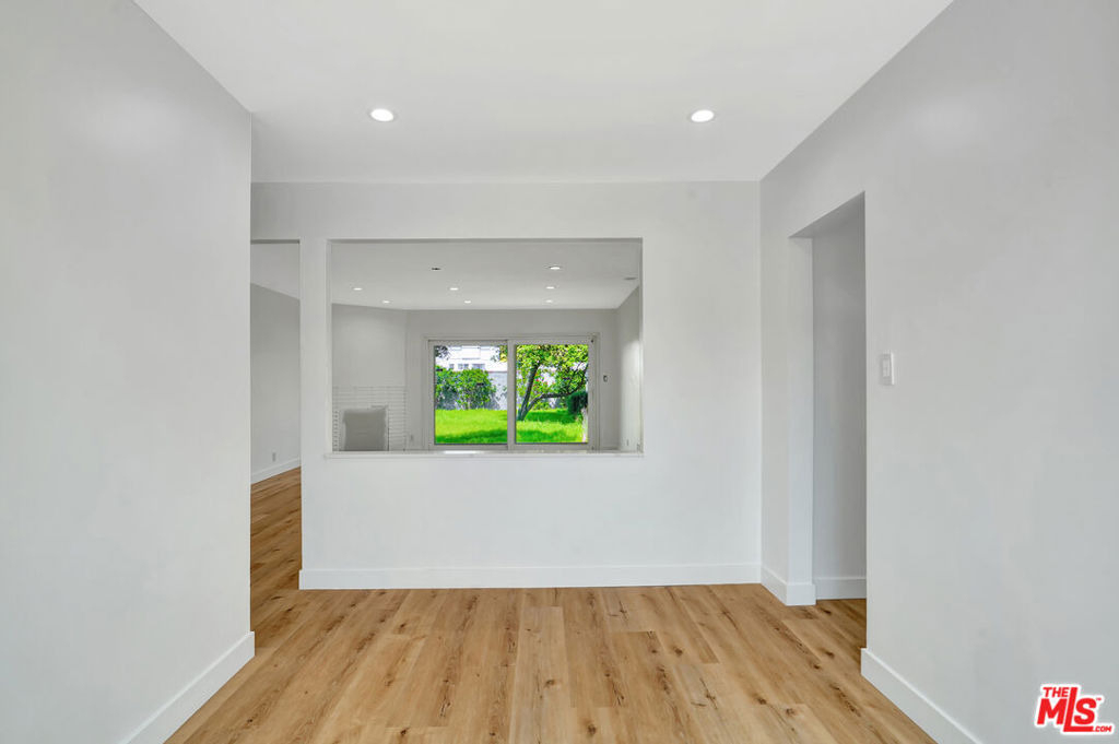 12801 Friar Street - Photo 7