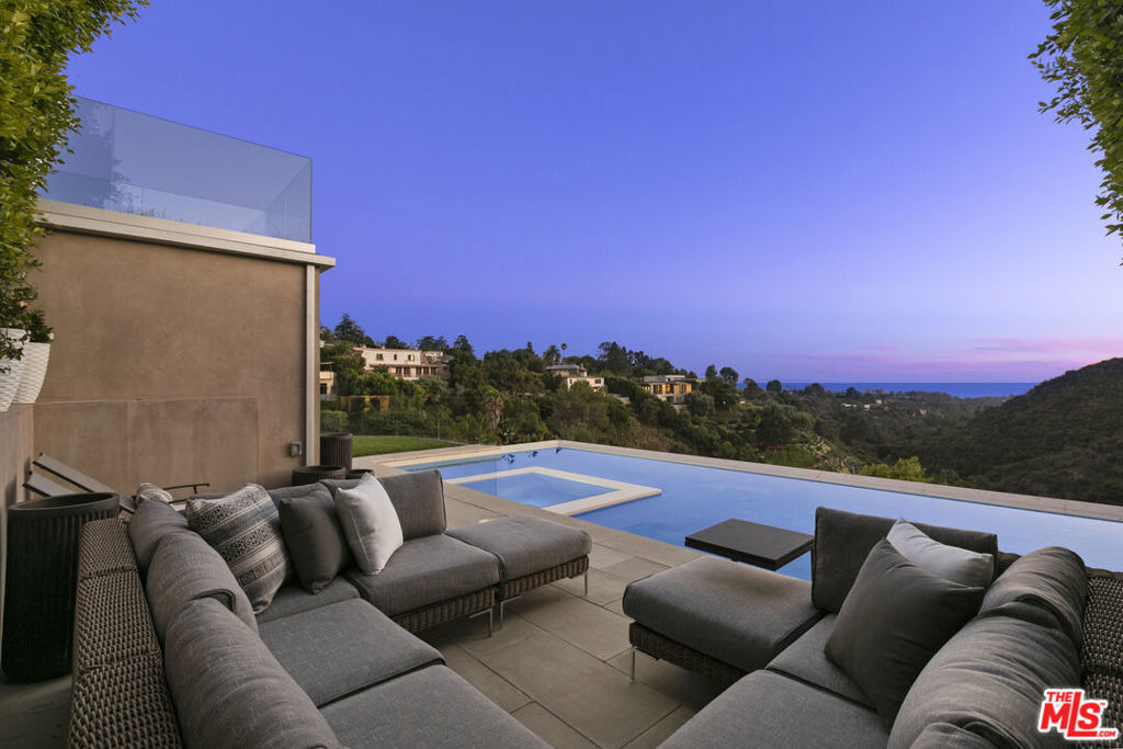 1550 Casale Road - Photo 4