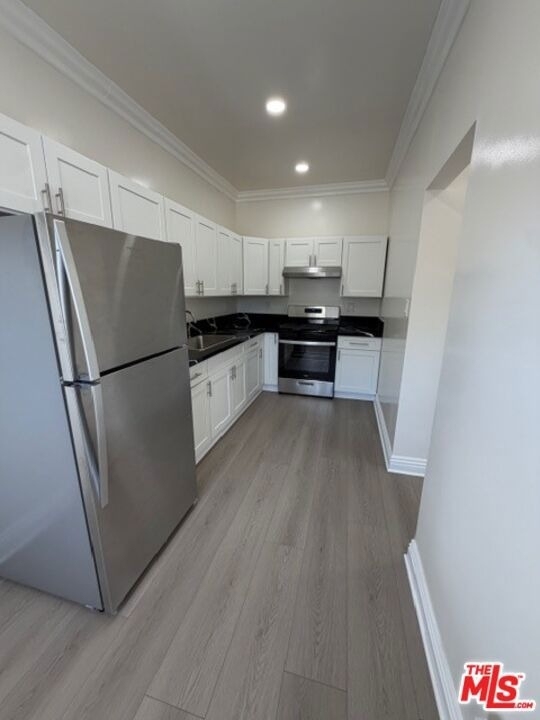 1117 S Westlake Avenue - Photo 9