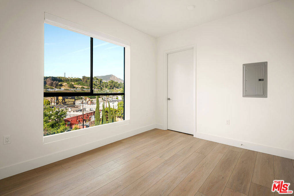 3651 Regal Place - Photo 28