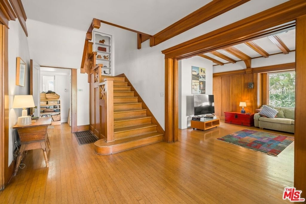 801 N Rodeo Drive - Photo 5