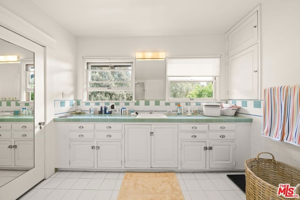 801 N Rodeo Drive - Photo 22