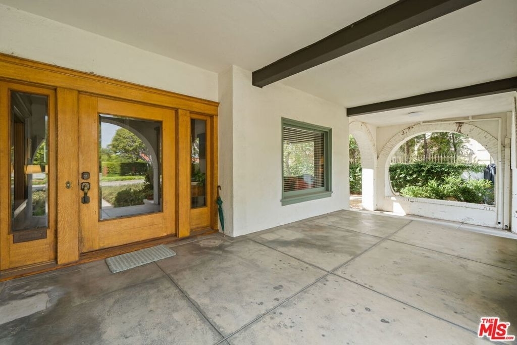 801 N Rodeo Drive - Photo 4