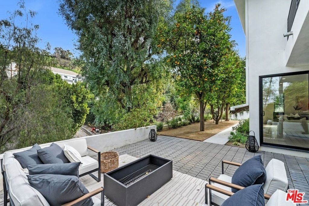 4545 Balboa Avenue - Photo 48