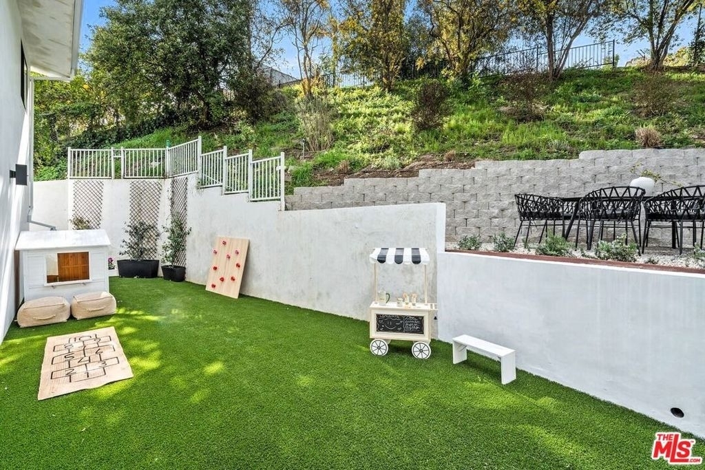 4545 Balboa Avenue - Photo 45