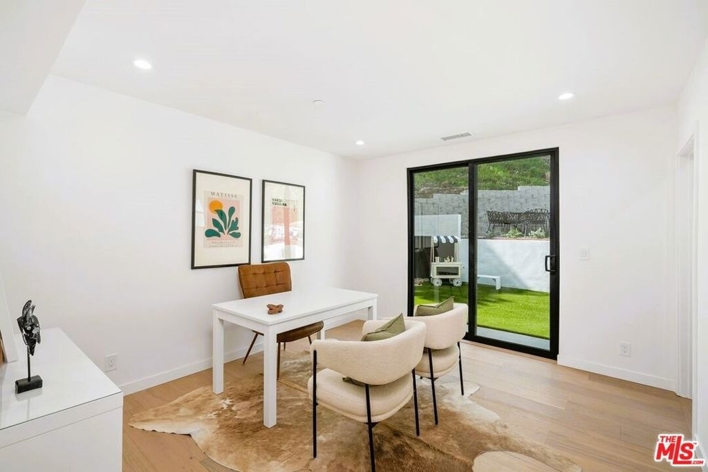 4545 Balboa Avenue - Photo 17