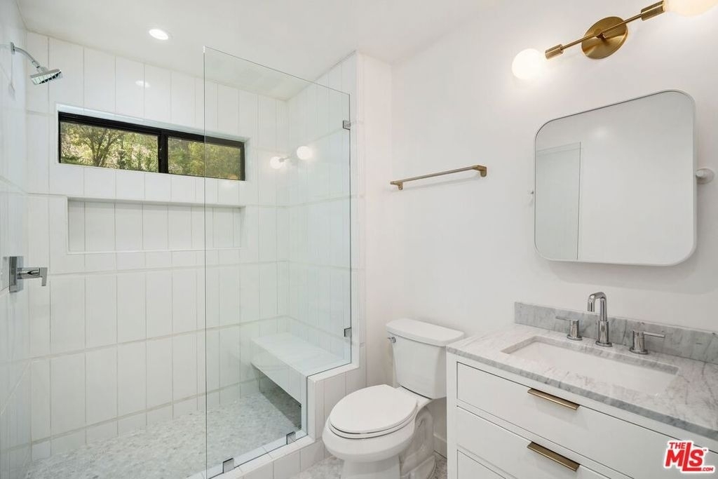4545 Balboa Avenue - Photo 36