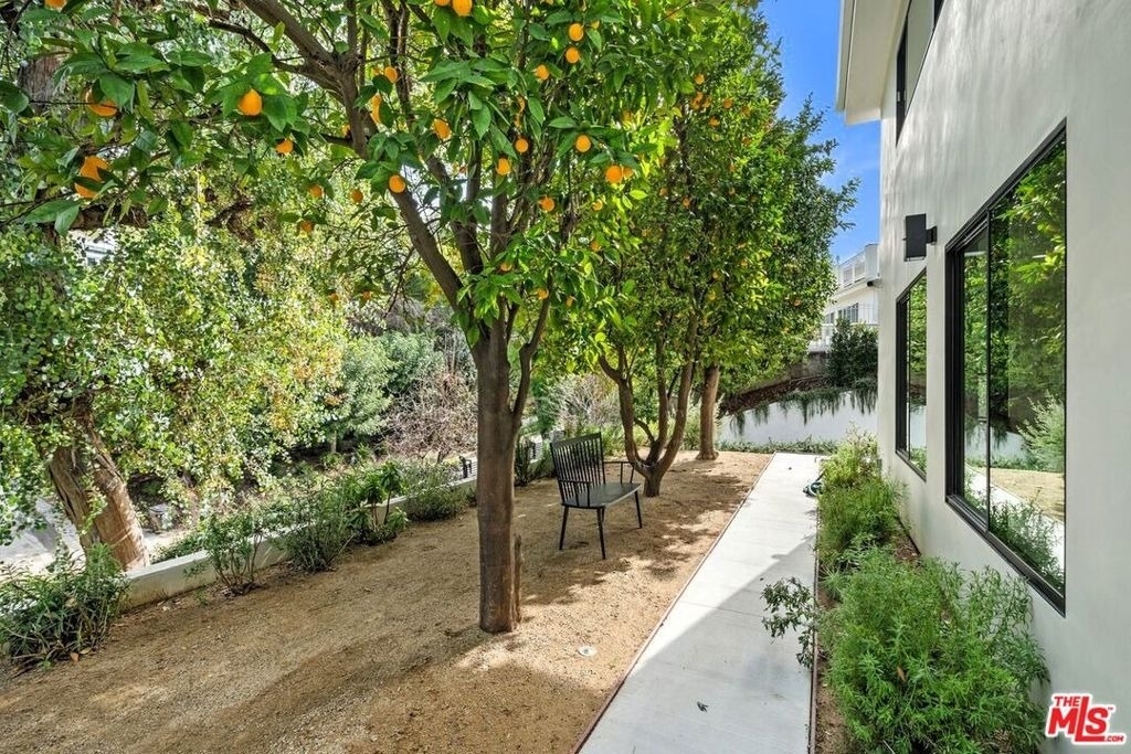 4545 Balboa Avenue - Photo 46