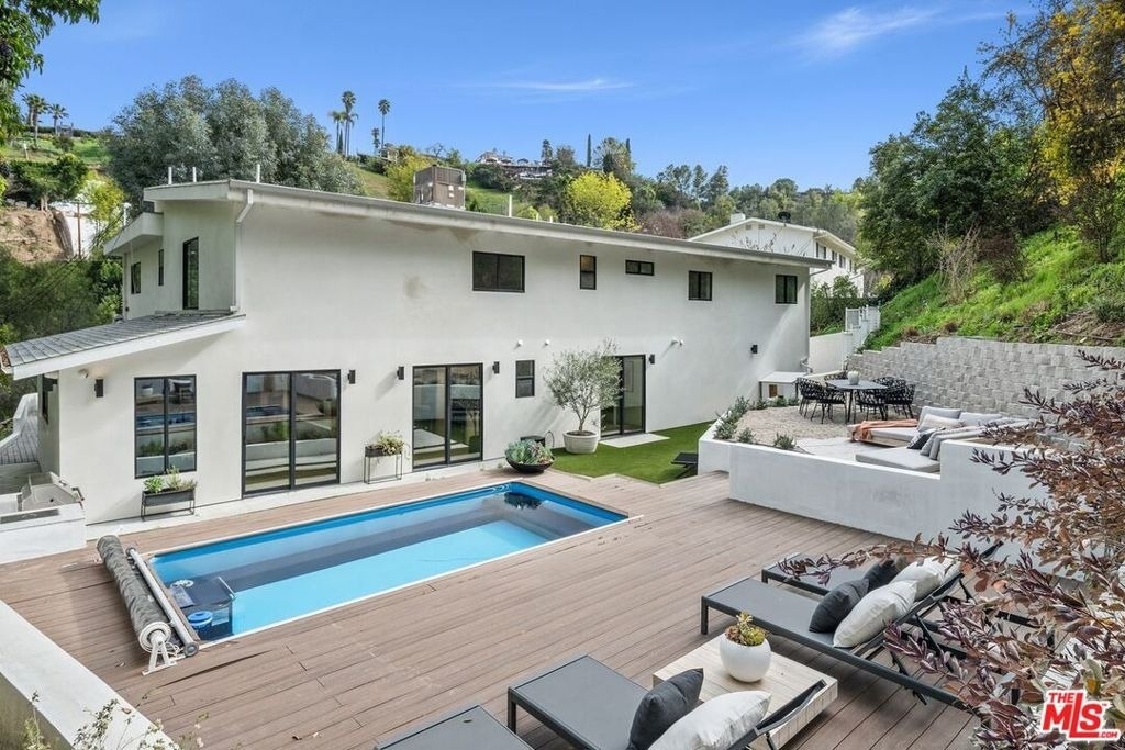 4545 Balboa Avenue - Photo 38
