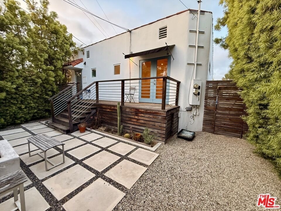 4248 Lexington Avenue - Photo 16