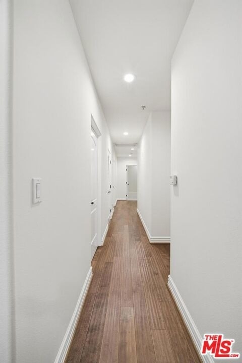 10913 Whipple Street - Photo 11