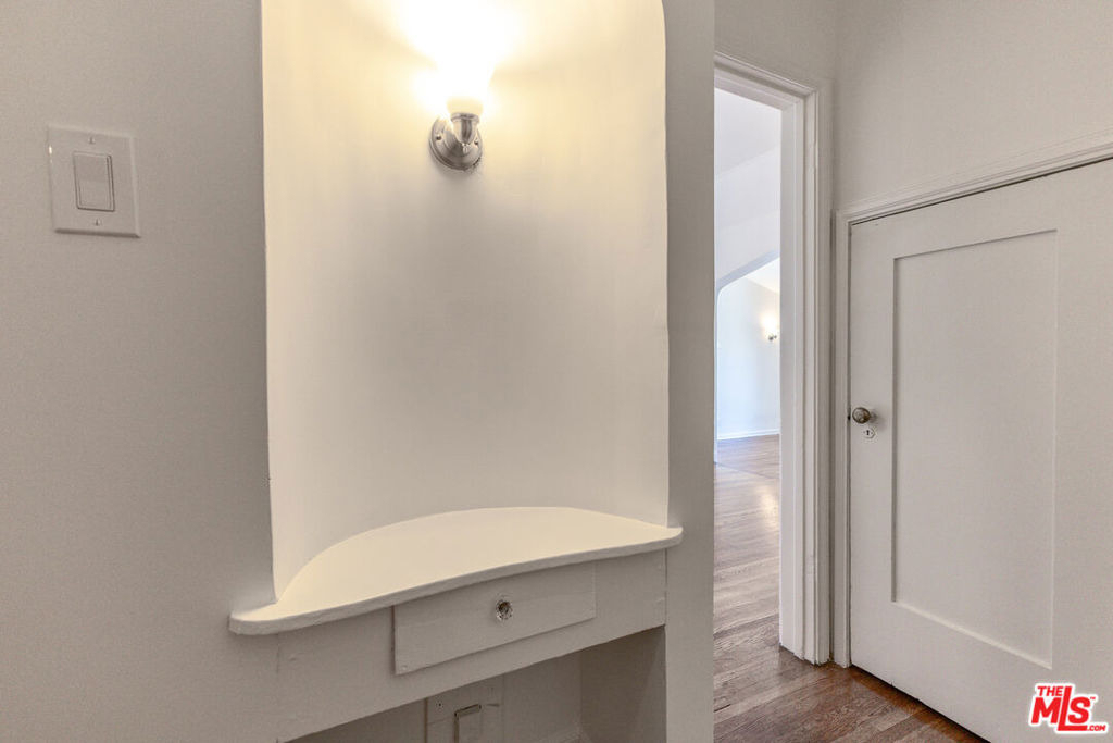 650 Maltman Avenue - Photo 14