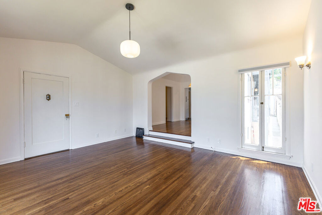650 Maltman Avenue - Photo 3