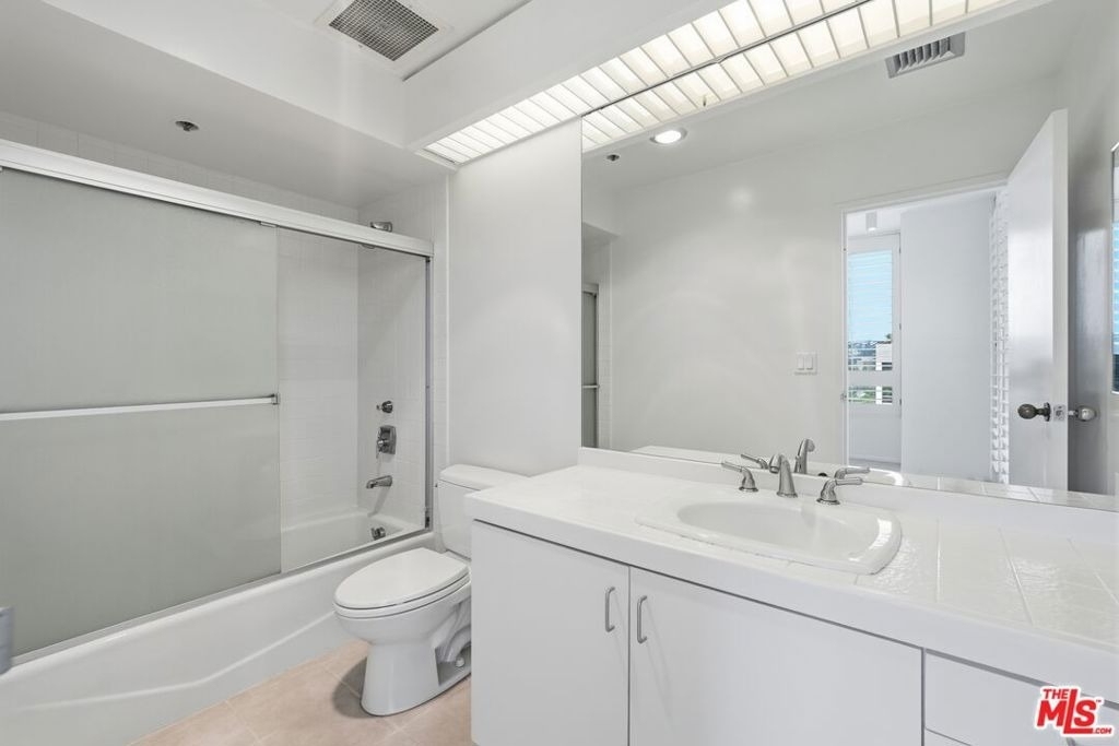 10430 Wilshire Boulevard - Photo 15
