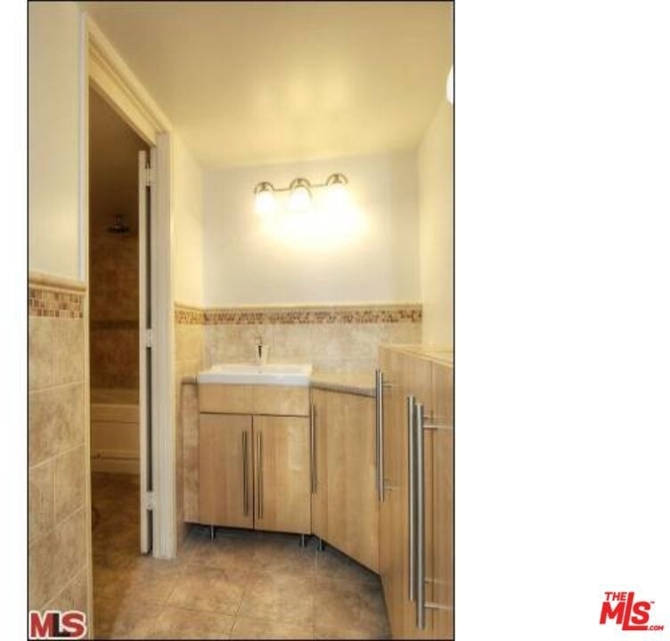 318 N Maple Drive - Photo 12